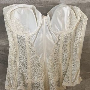 Victoria’s Secret Vintage Lace Corset 36C Cream Style #8643